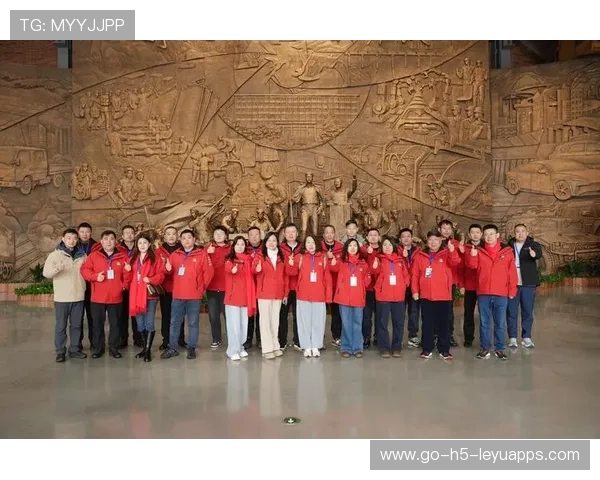 俱乐部文化展览回顾历史 成员感慨万千，俱乐部文化建设