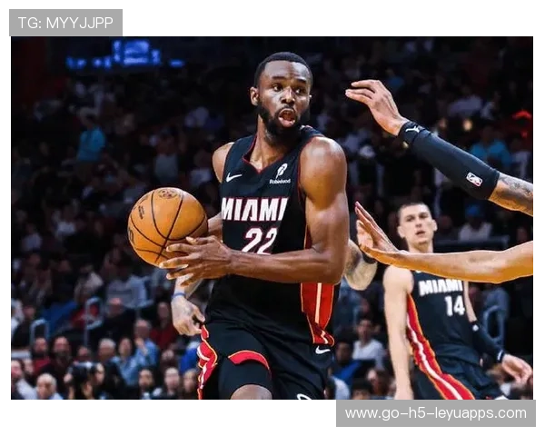 热火队首节建功 黄蜂难力翻盘败北，热火对黄蜂