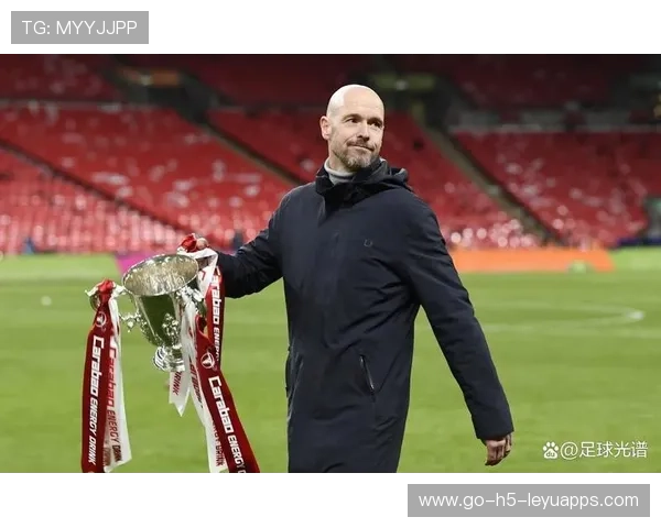 曼联逼走5000万巨星?冬窗离队成定局,曼联冬季训练服 曼联逼走5000万巨星?冬窗离队成定局,曼联冬季训练服