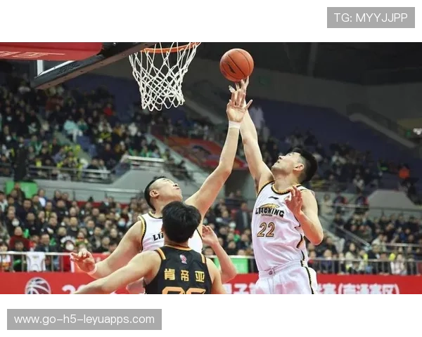 CBA球队在攻防转换中的空间拉开策略