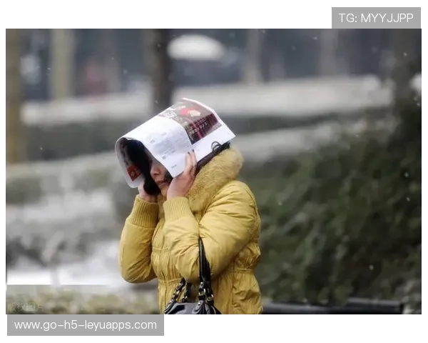 中超“雨雪双线天气大战”:一轮比赛三城遭遇极端天气考验